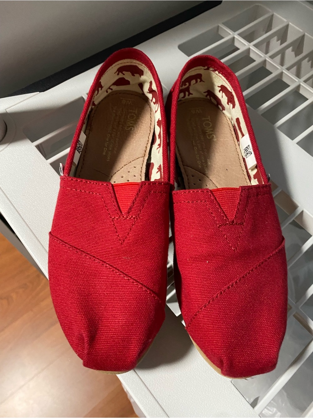 Toms Women's Canvas Slip-On Flats in Red